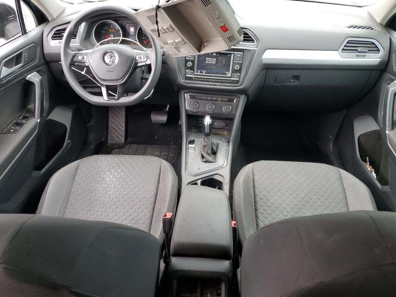 2020 Volkswagen Tiguan S - zdjęcie 8