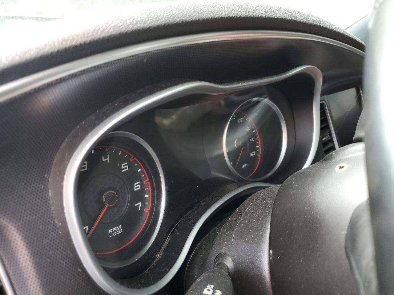 2015 Dodge Charger Sxt - zdjęcie 9