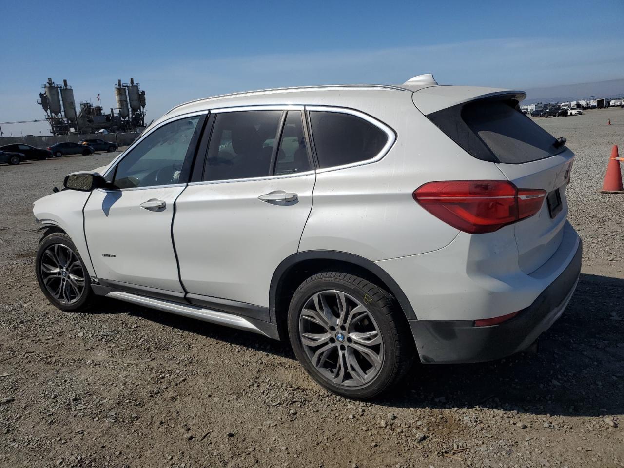 2017 BMW X1 - zdjęcie 2