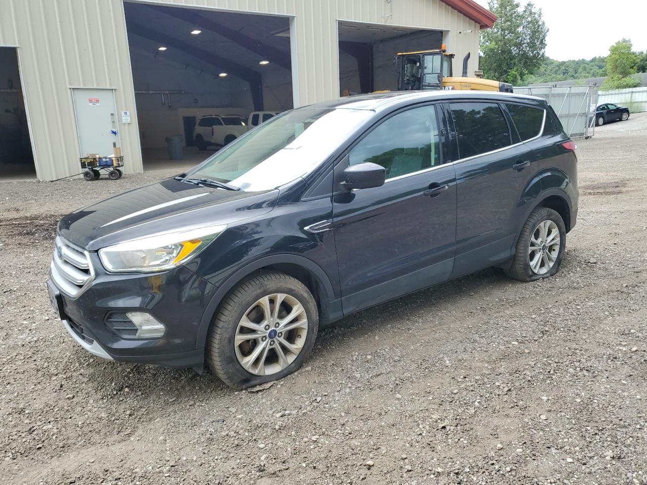 2017 Ford Escape Se - zdjęcie główne