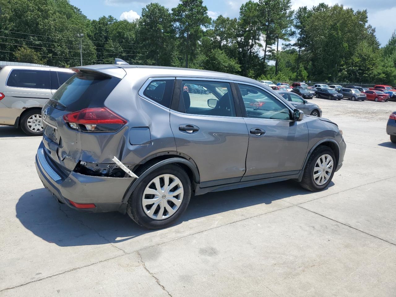 2019 Nissan Rogue S - zdjęcie 3