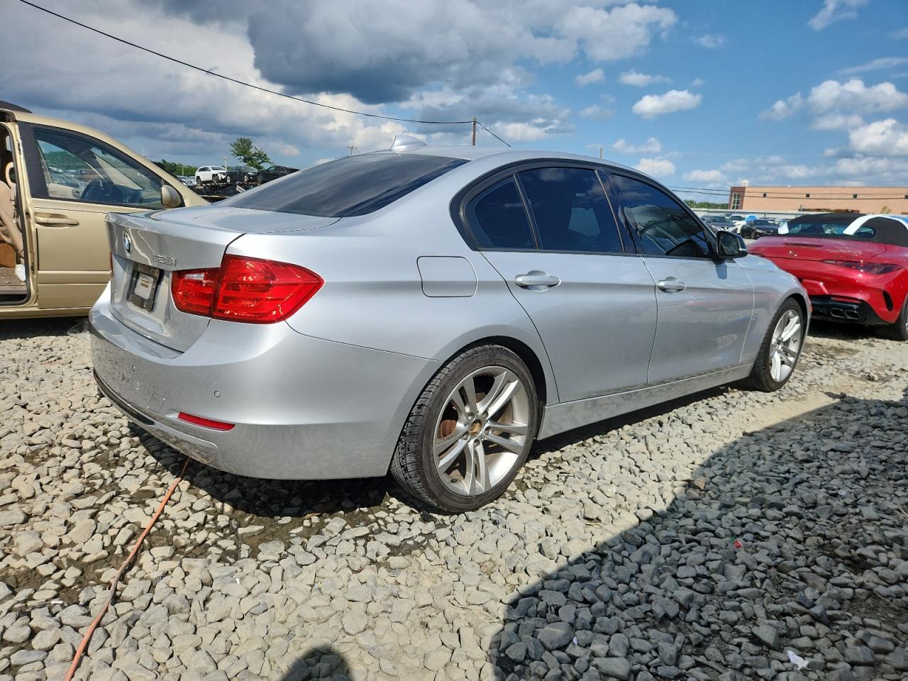 2015 BMW 328 I - zdjęcie 3