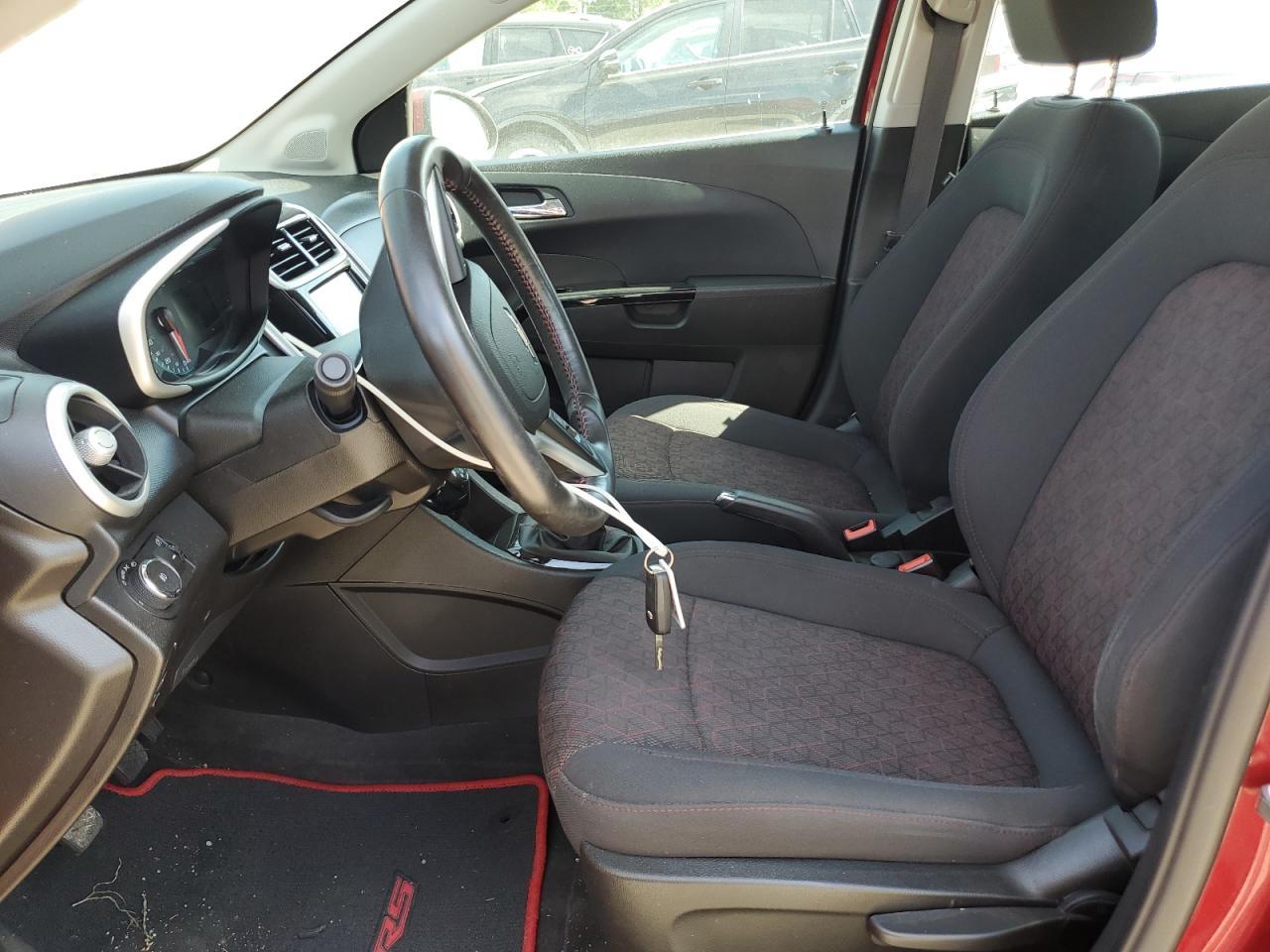 2017 Chevrolet Sonic Lt - zdjęcie 7