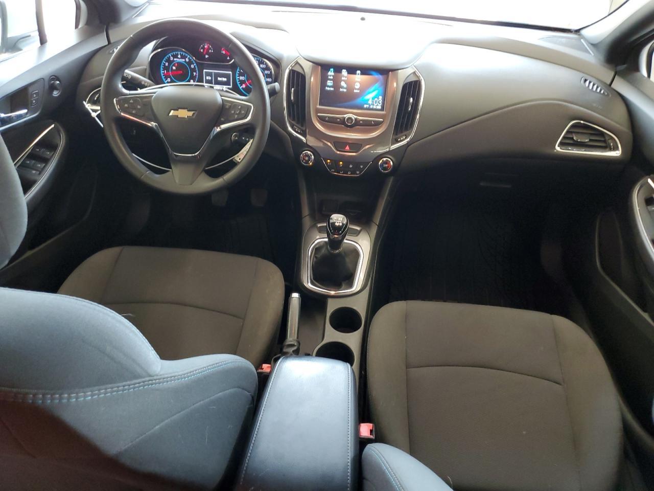 2017 Chevrolet Cruze - zdjęcie 8