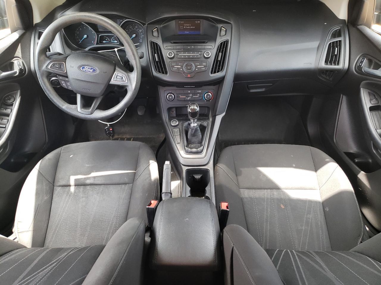 2015 Ford Focus - zdjęcie 8