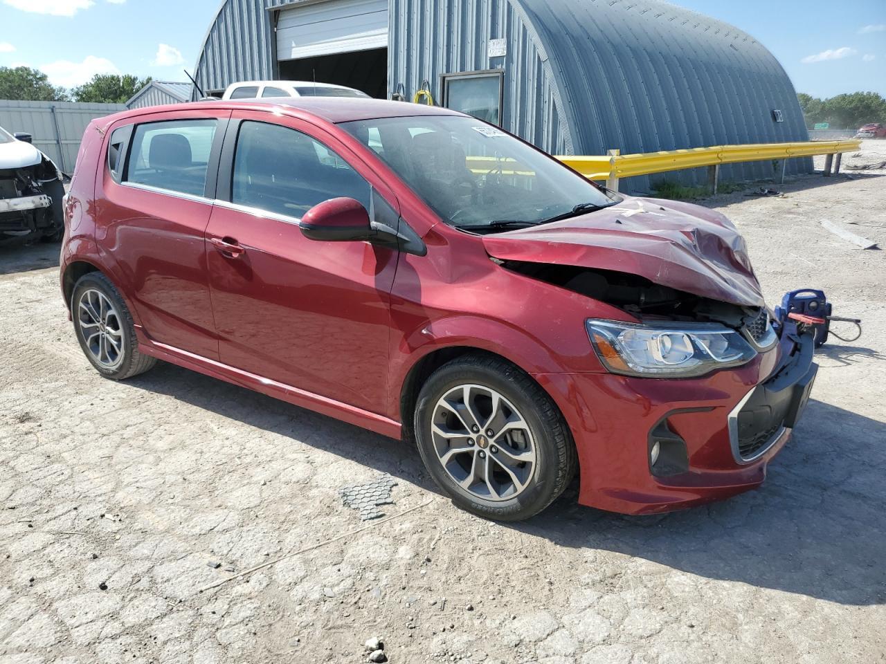 2017 Chevrolet Sonic Lt - zdjęcie 4