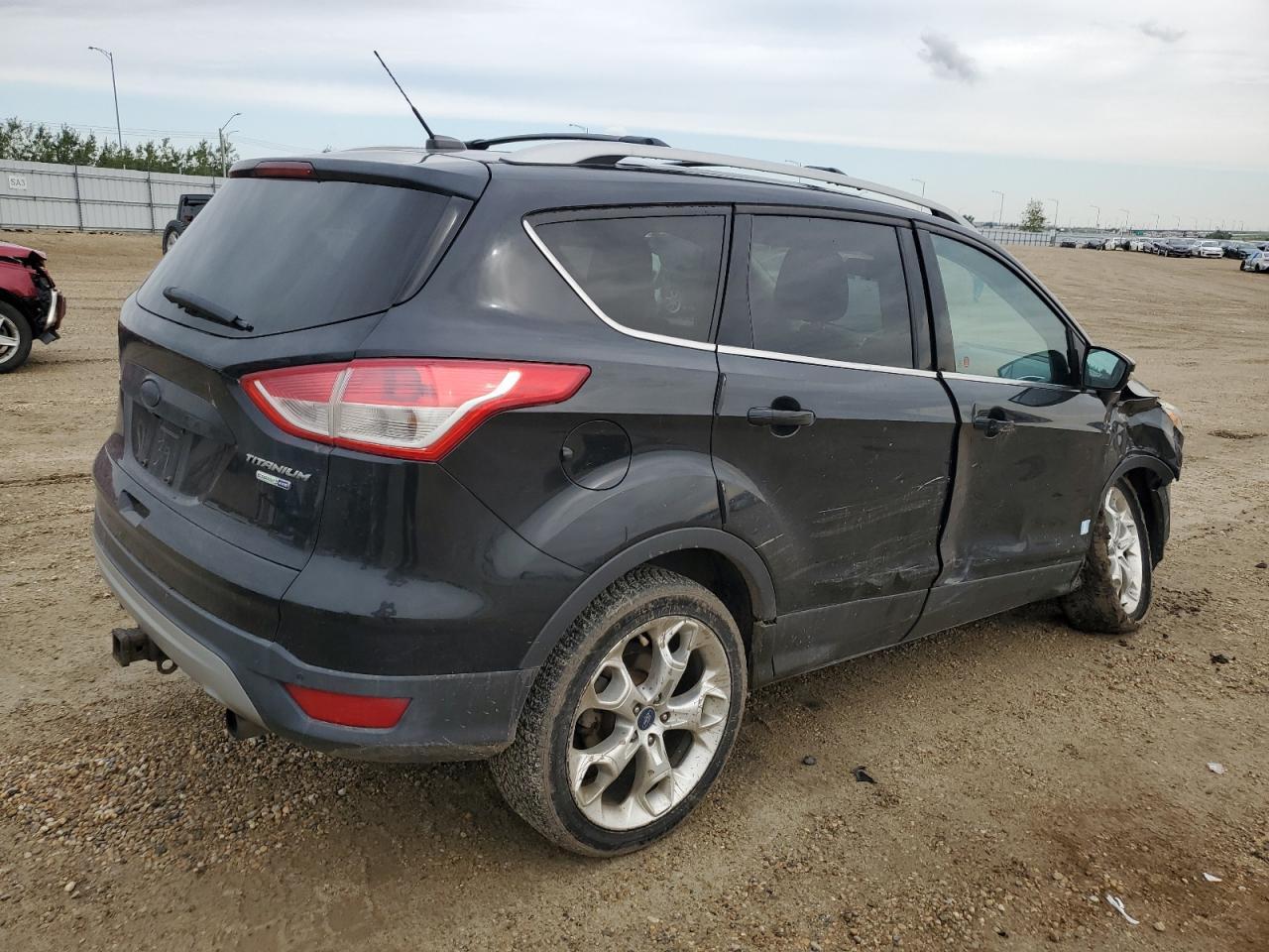 2013 Ford Escape Titanium - zdjęcie 3