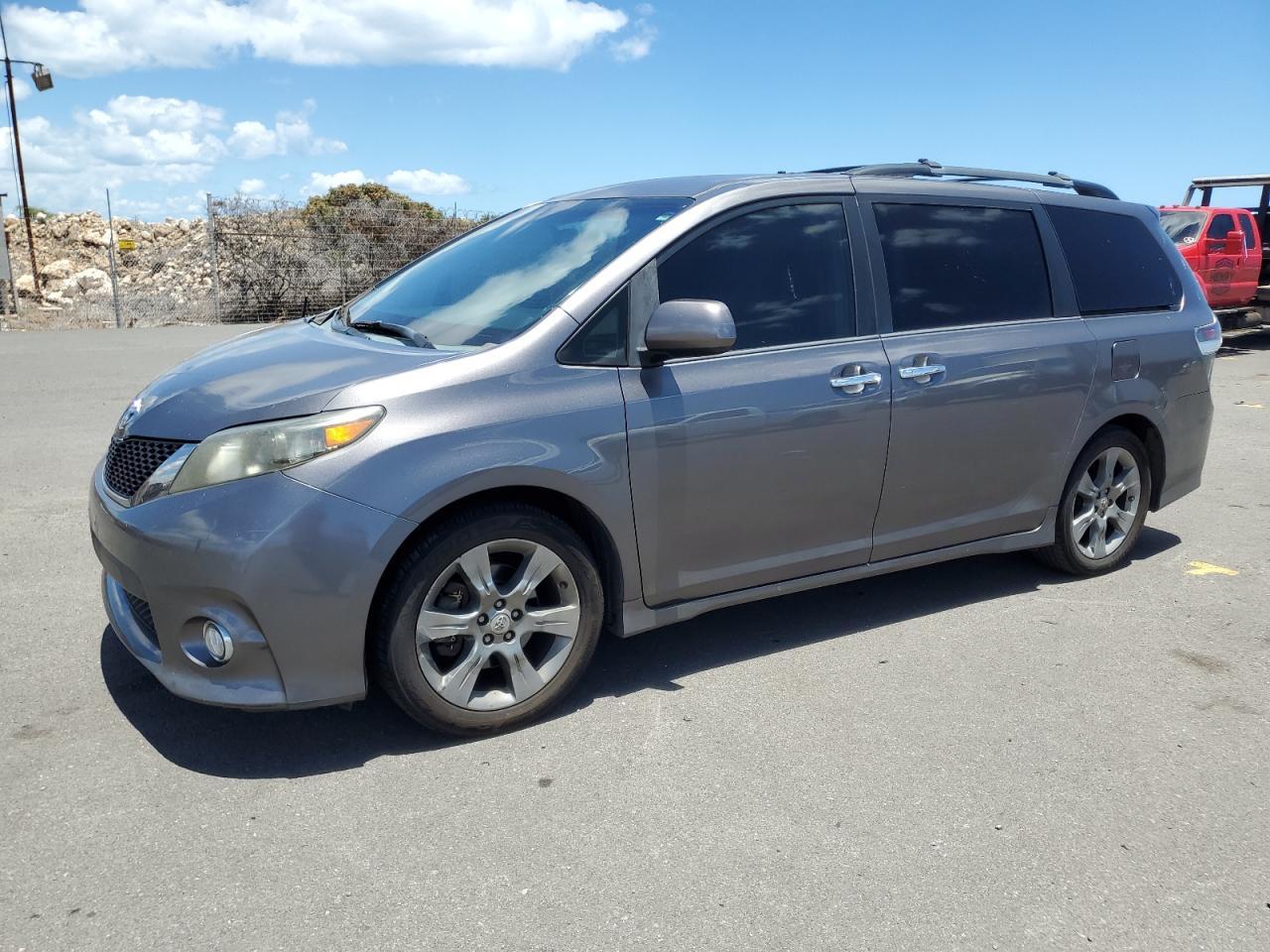 2014 Toyota Sienna