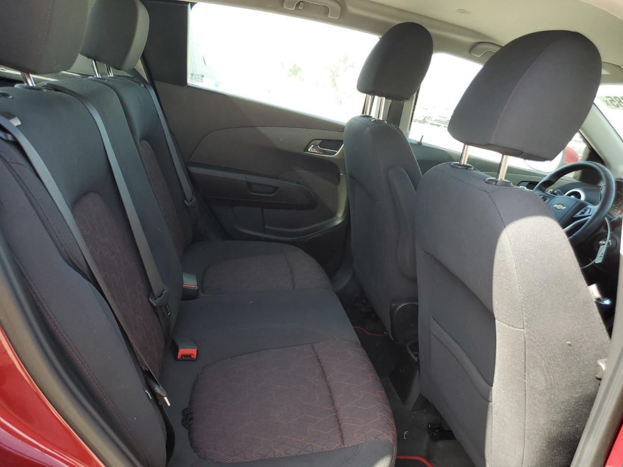 2017 Chevrolet Sonic Lt - zdjęcie 10