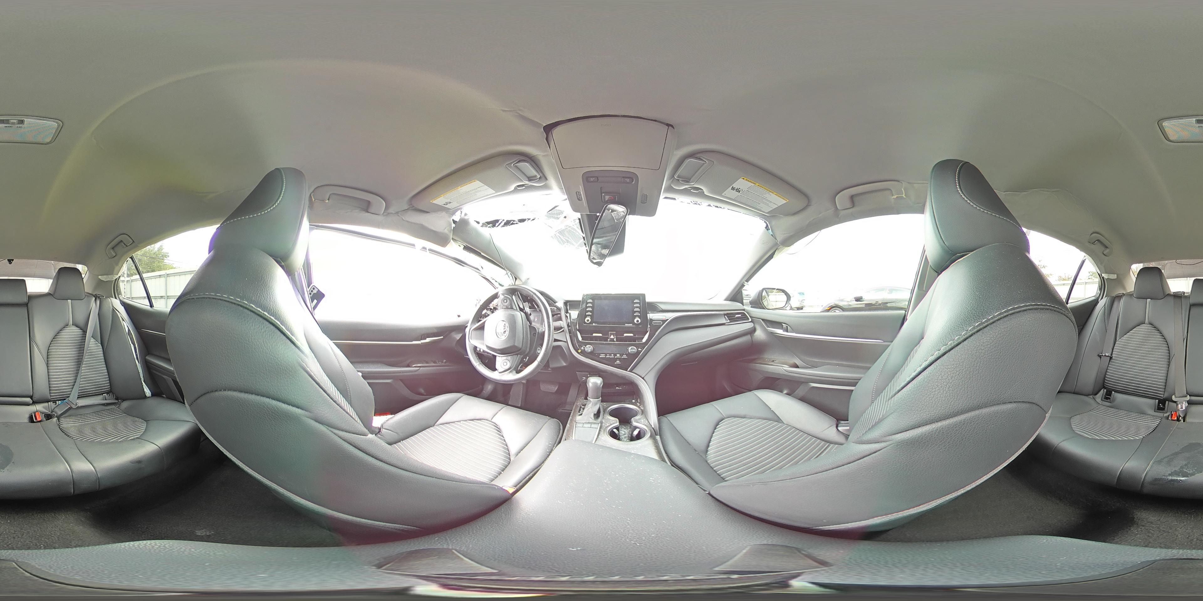 2024 Toyota Camry - zdjęcie 14