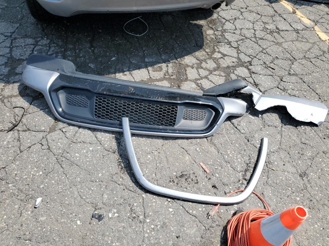 2019 Jeep Grand Cherokee Laredo - zdjęcie 13