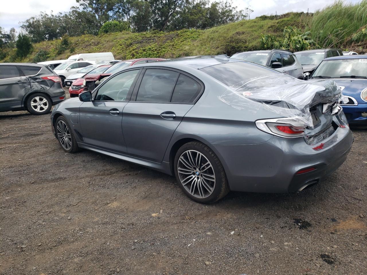 2020 BMW 530E - zdjęcie 2