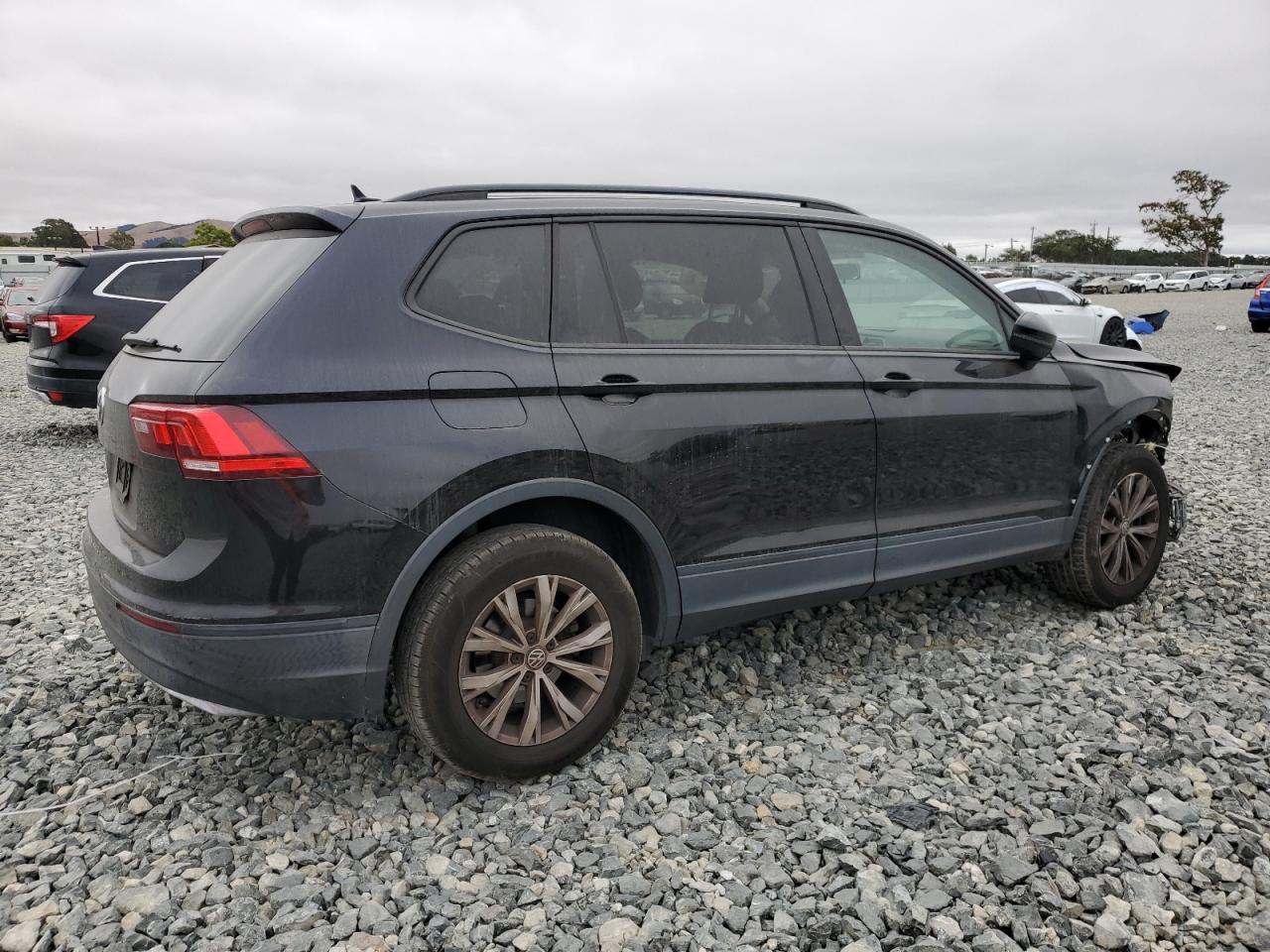 2020 Volkswagen Tiguan S - zdjęcie 3
