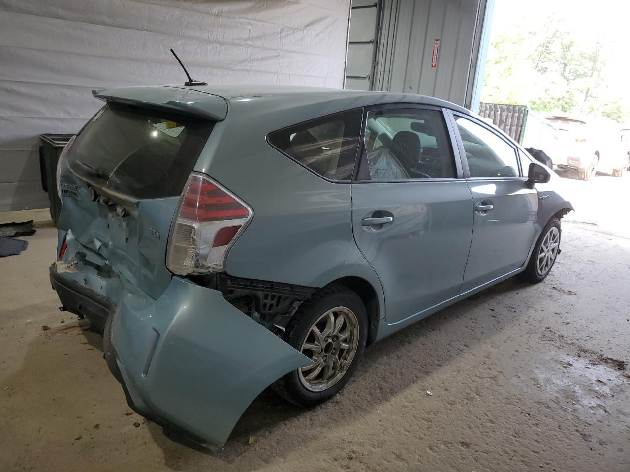 2015 Toyota Prius V - zdjęcie 3
