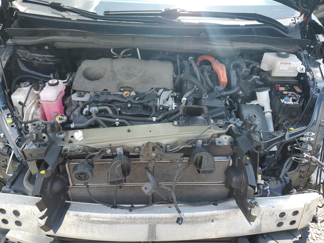 2021 Toyota Sienna Le - zdjęcie 12