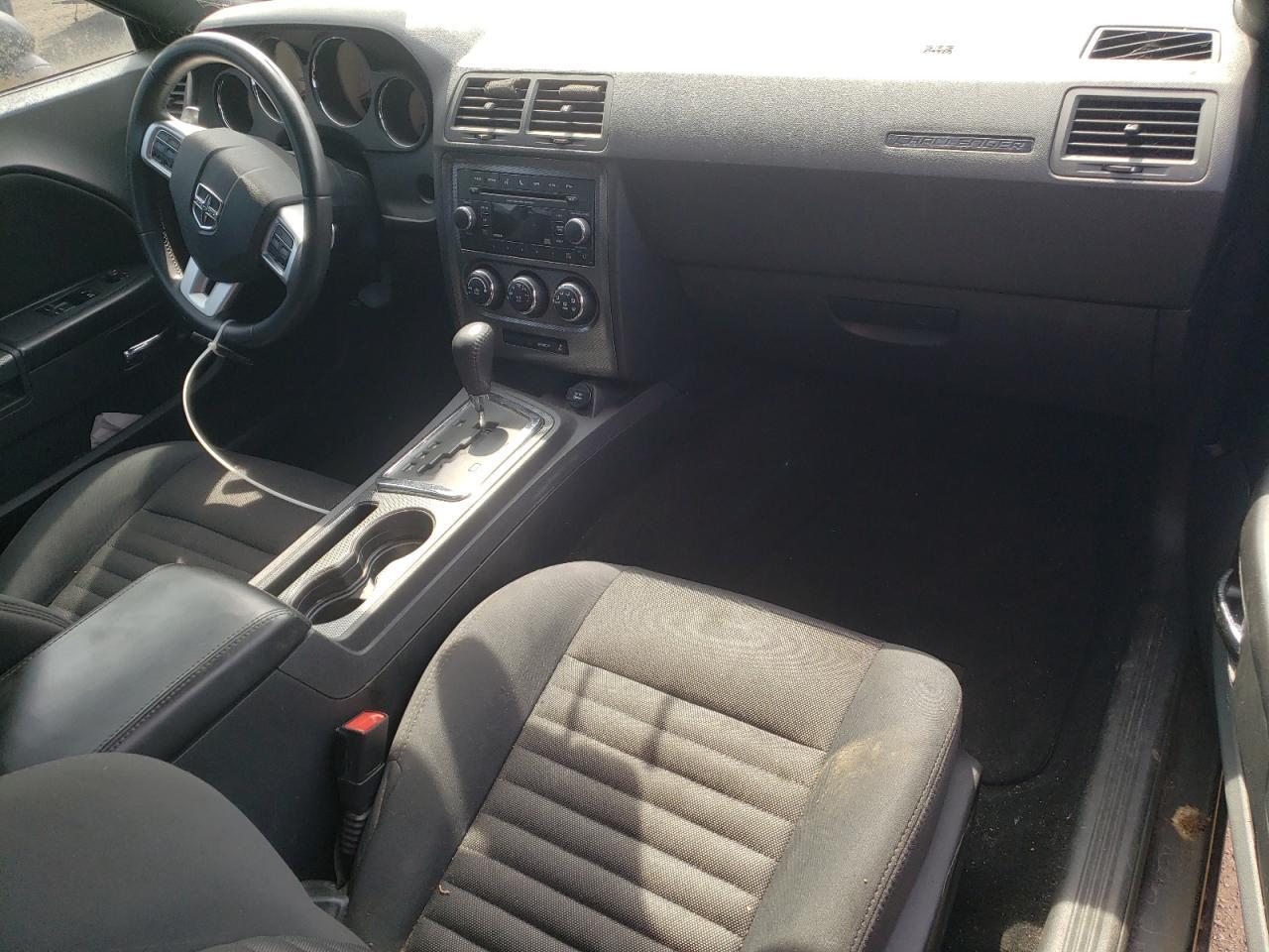 2014 Dodge Challenger - zdjęcie 8