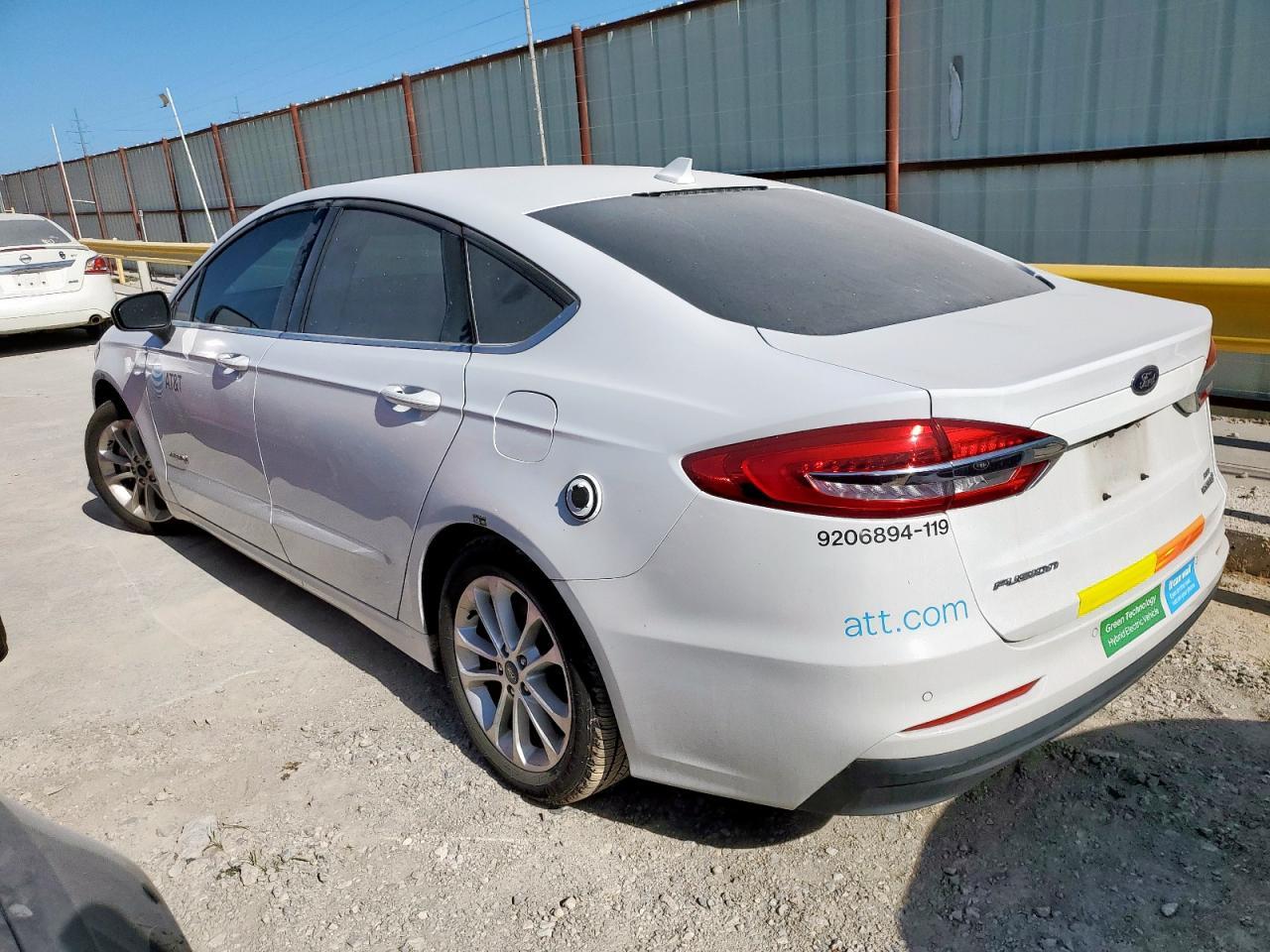 2019 Ford Fusion Se - zdjęcie 2