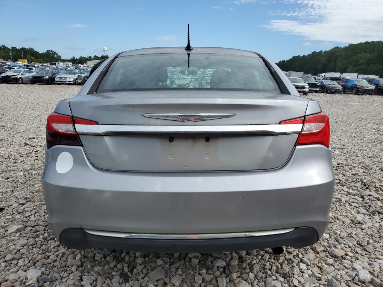2014 Chrysler 200 Lx - zdjęcie 6