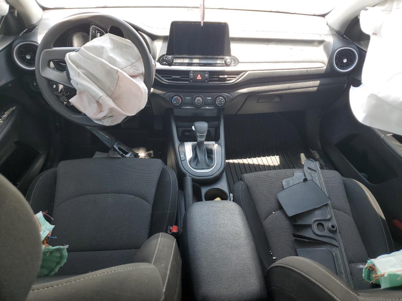 2023 Kia Forte Lx - zdjęcie 8