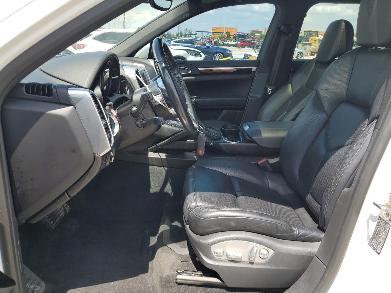 2017 Porsche Cayenne - zdjęcie 7