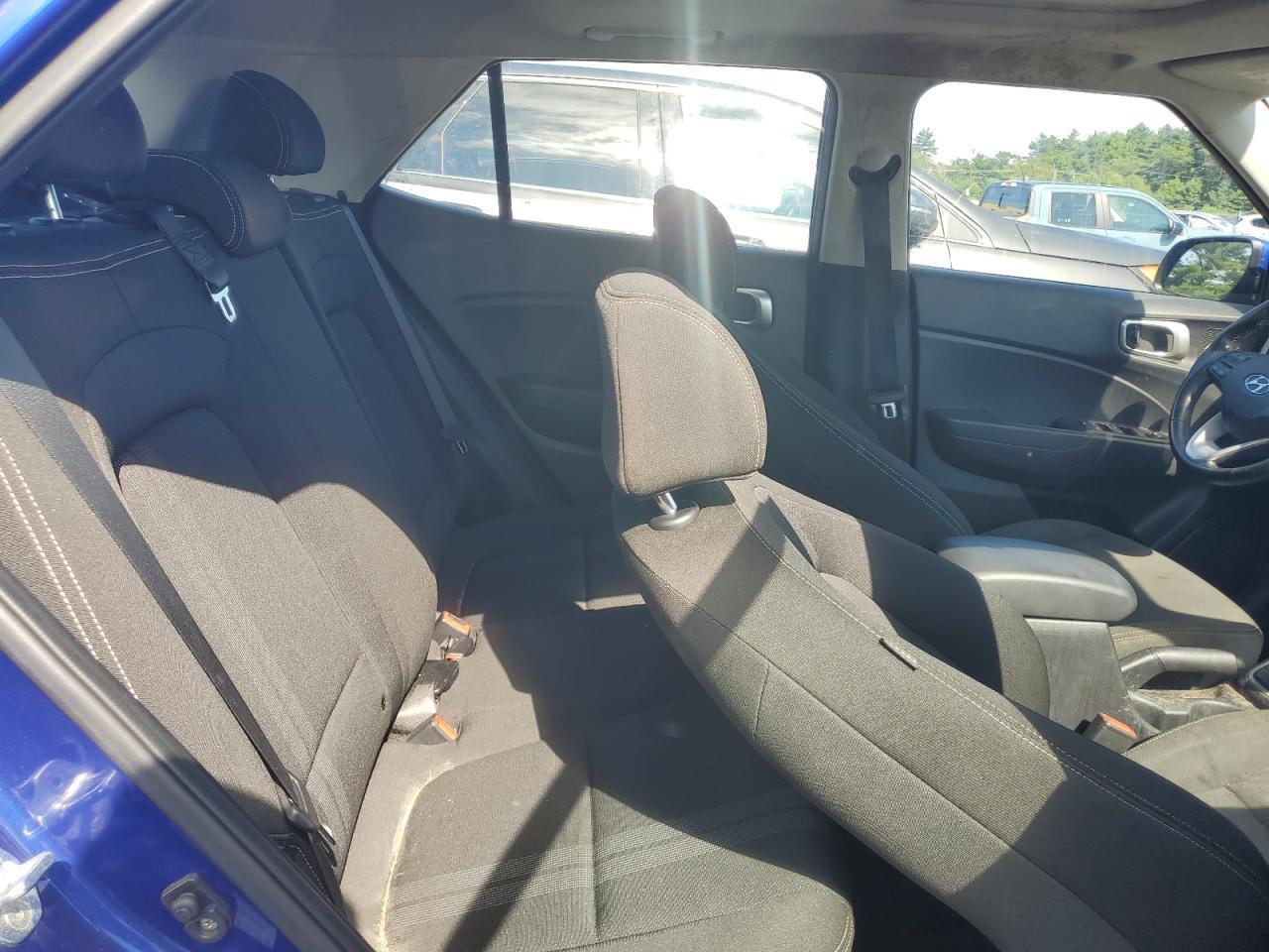 2022 Hyundai Venue Sel - zdjęcie 11