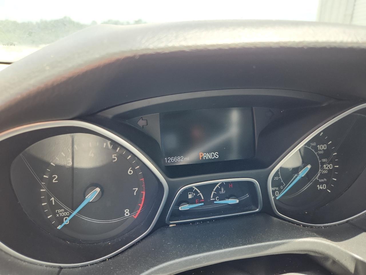 2017 Ford Focus Sel - zdjęcie 9
