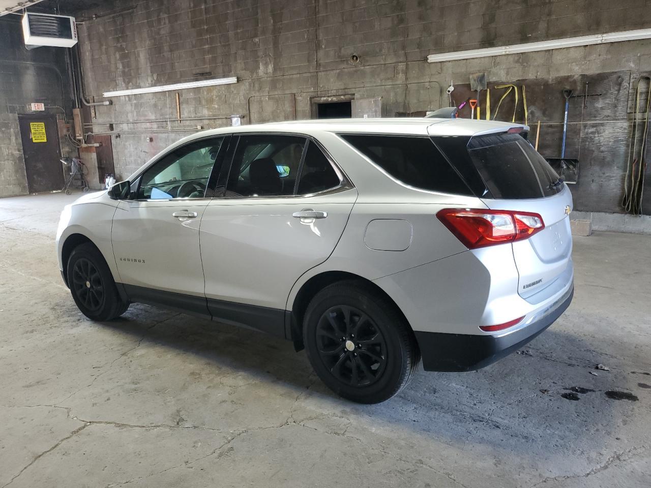 2020 Chevrolet Equinox Lt - zdjęcie 2