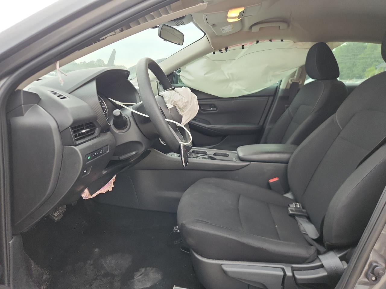 2025 Nissan Sentra - zdjęcie 7