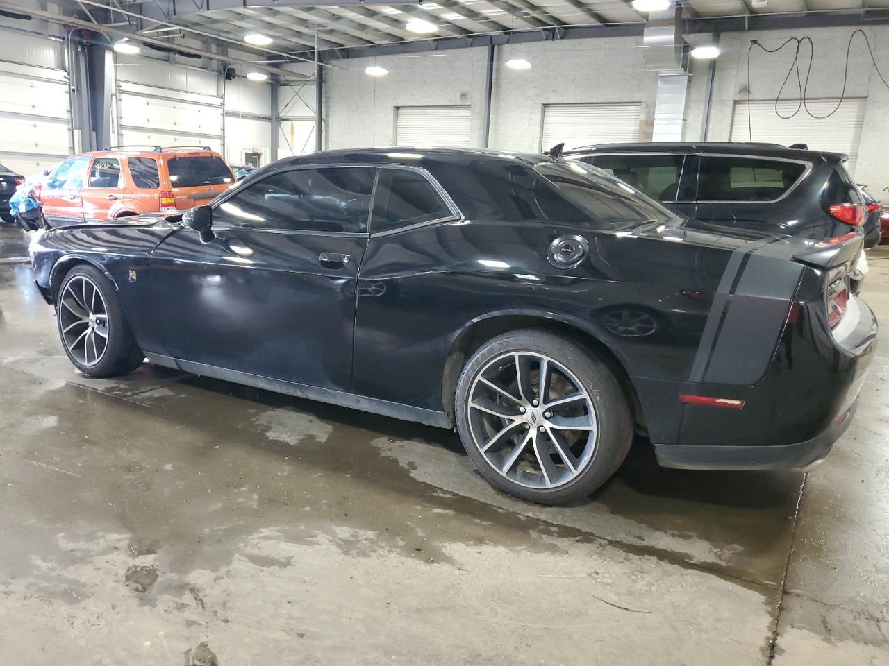 2016 Dodge Challenger R/T Scat Pack - zdjęcie 2