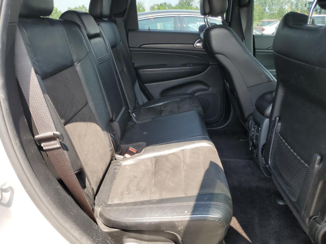 2019 Jeep Grand Cherokee Laredo - zdjęcie 11