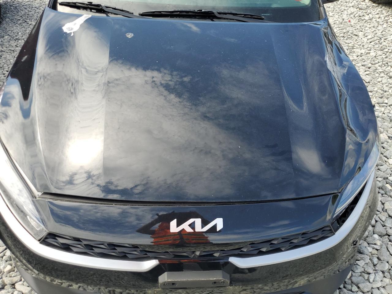 2024 Kia Forte Lx - zdjęcie 11