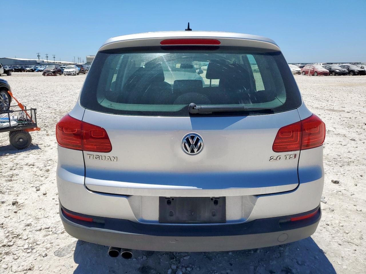 2014 Volkswagen Tiguan S - zdjęcie 6