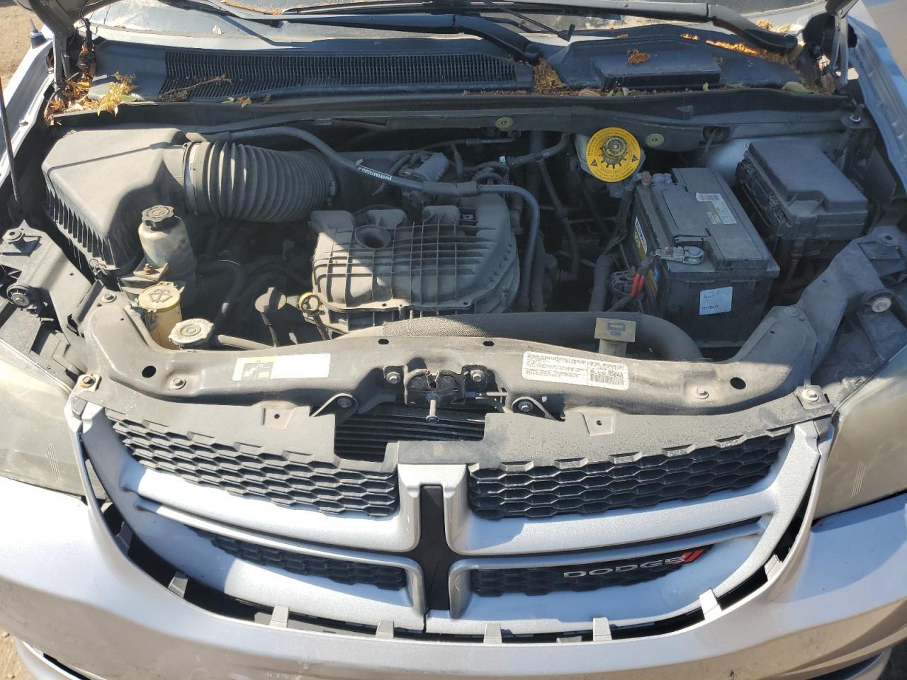 2014 Dodge Grand Caravan R/T - zdjęcie 12