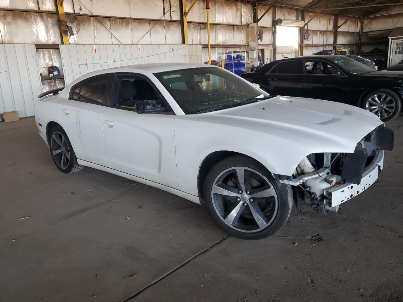 2014 Dodge Charger Sxt - zdjęcie 4