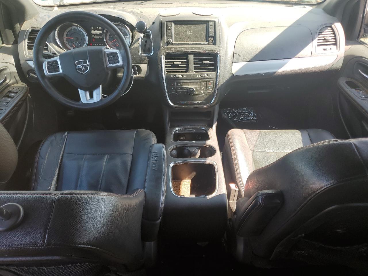 2014 Dodge Grand Caravan R/T - zdjęcie 8