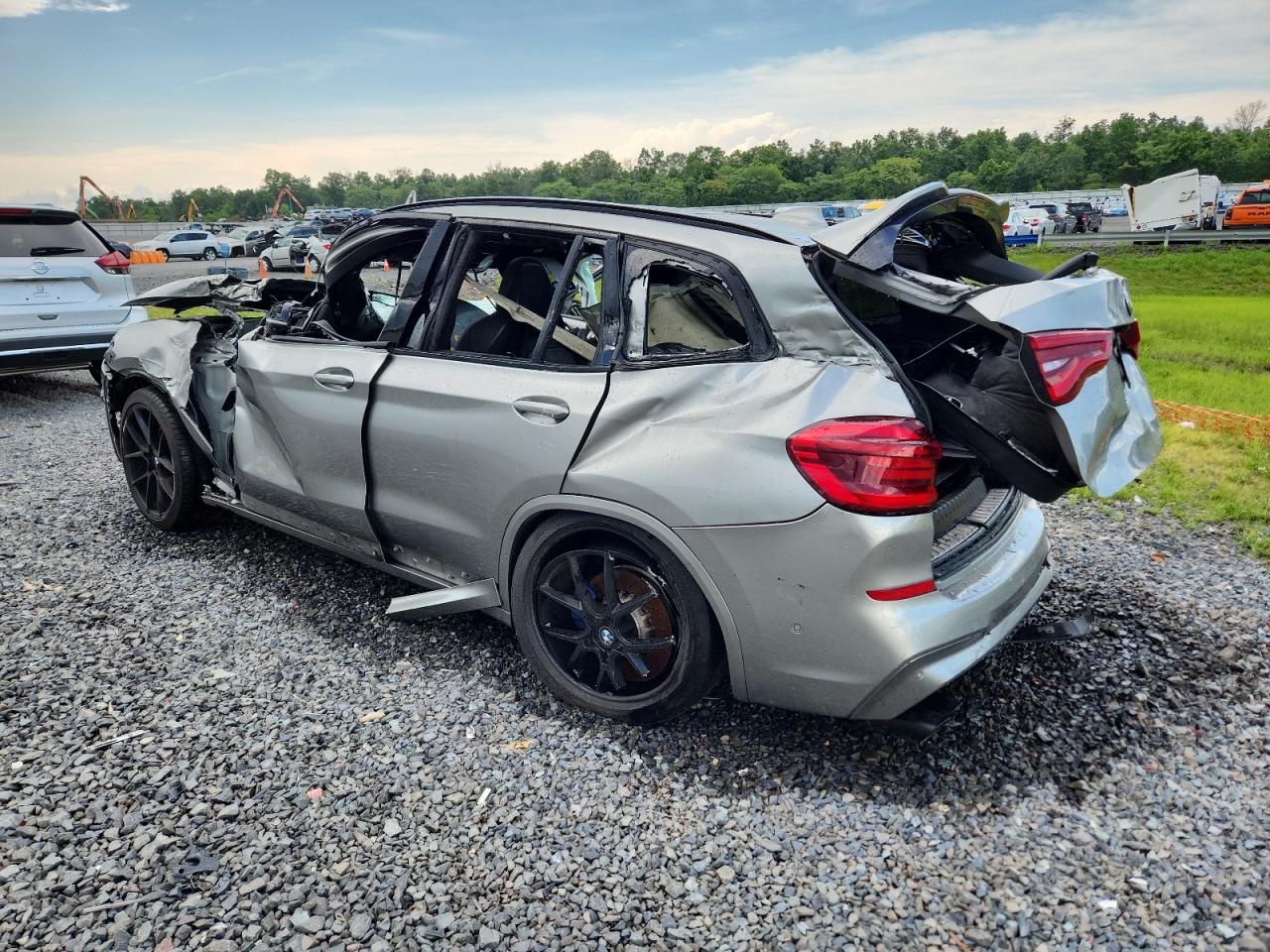 2021 BMW X3 M Competition - zdjęcie 2