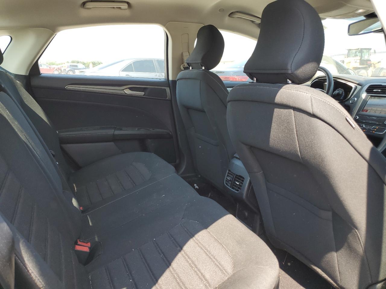 2019 Ford Fusion Se - zdjęcie 10