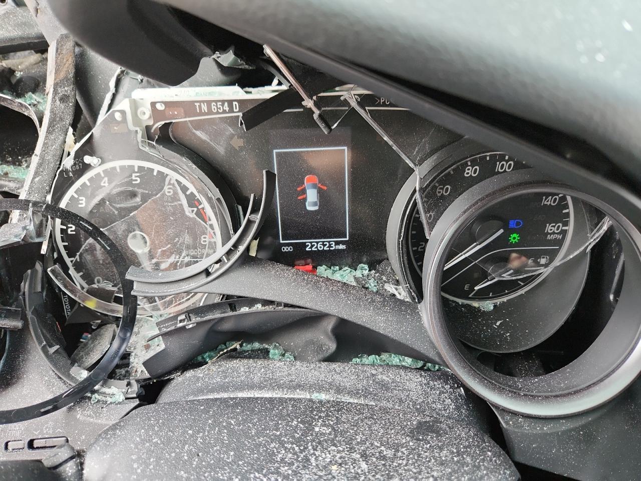 2024 Toyota Camry - zdjęcie 9