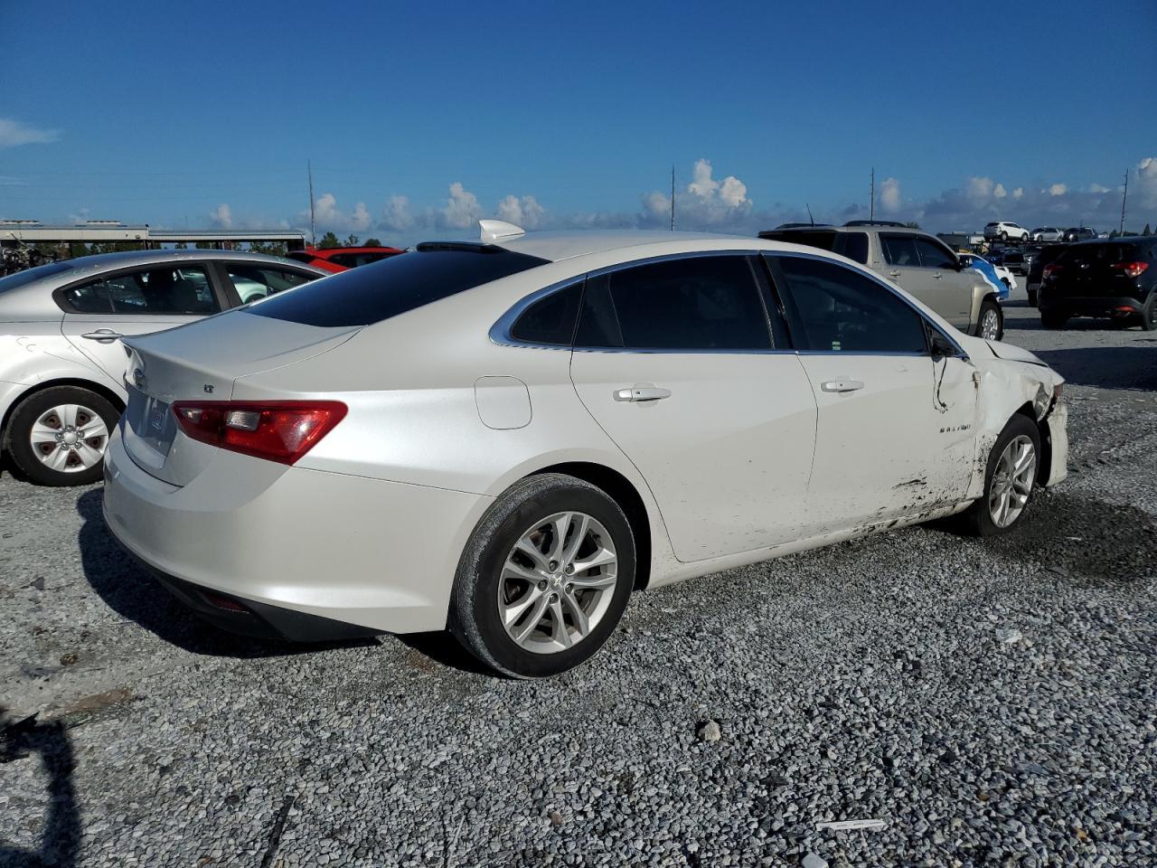 2017 Chevrolet Malibu Lt - zdjęcie 3