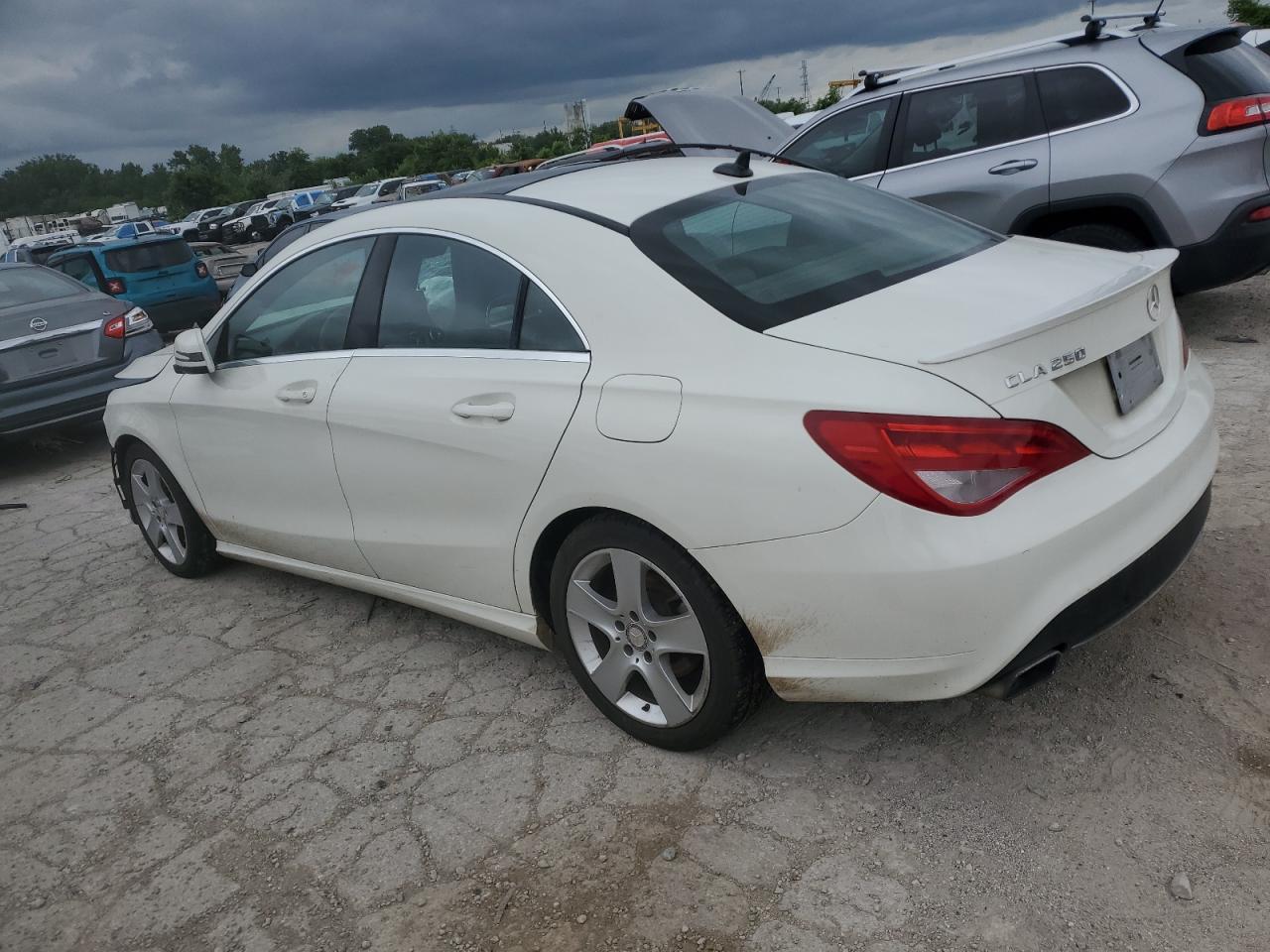 2016 Mercedes-Benz Cla 250 - zdjęcie 2