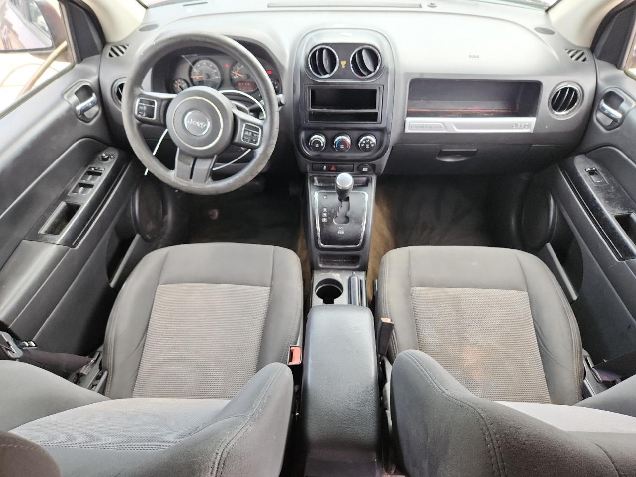 2016 Jeep Compass Sport - zdjęcie 8