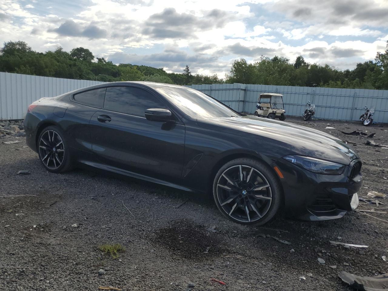 2024 BMW M850Xi - zdjęcie 4