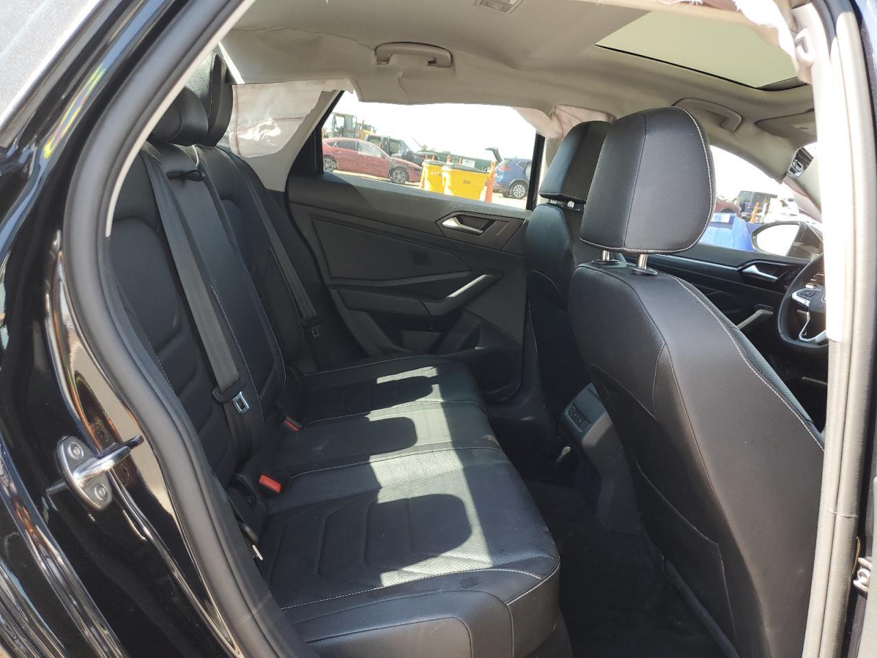 2024 Volkswagen Jetta Sel - zdjęcie 10