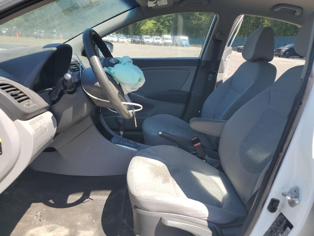 2015 Hyundai Accent Gls - zdjęcie 7