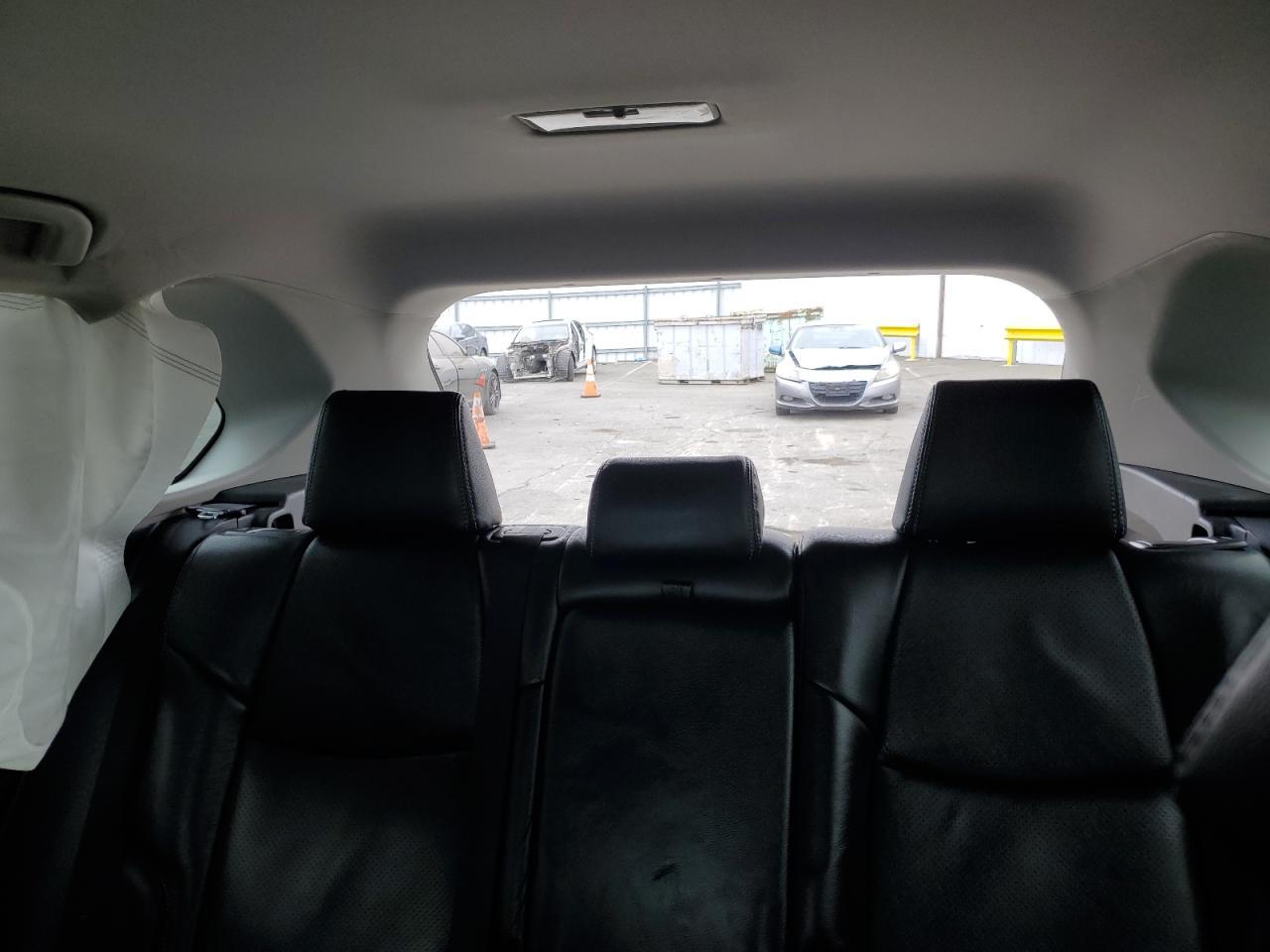 2020 Toyota Rav4 Le - zdjęcie 10