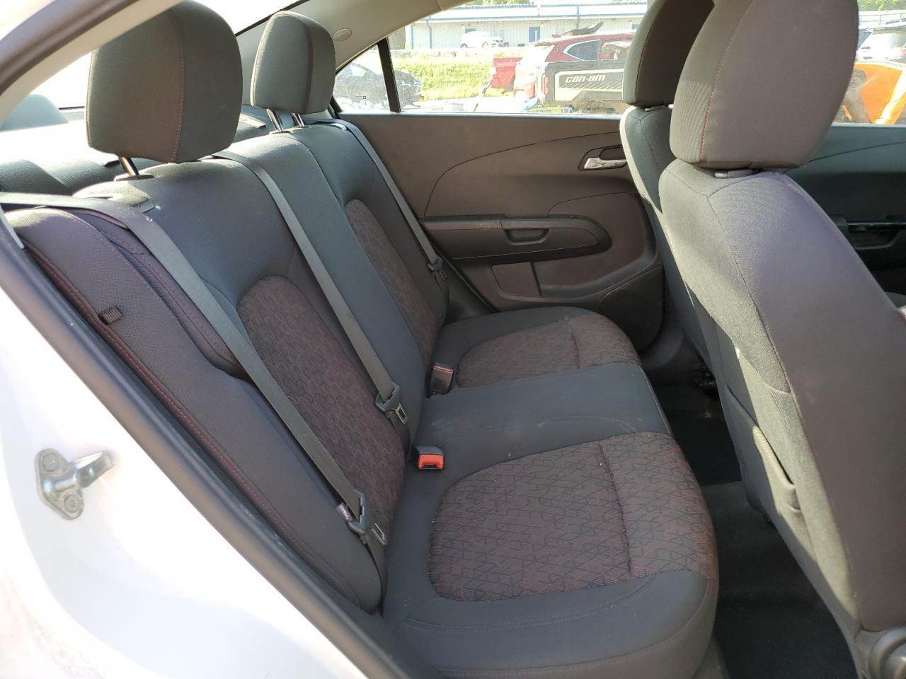 2018 Chevrolet Sonic Lt - zdjęcie 10