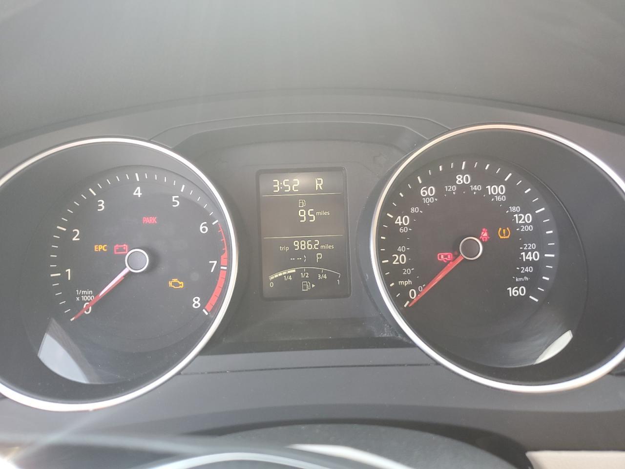 2015 Volkswagen Jetta - zdjęcie 9