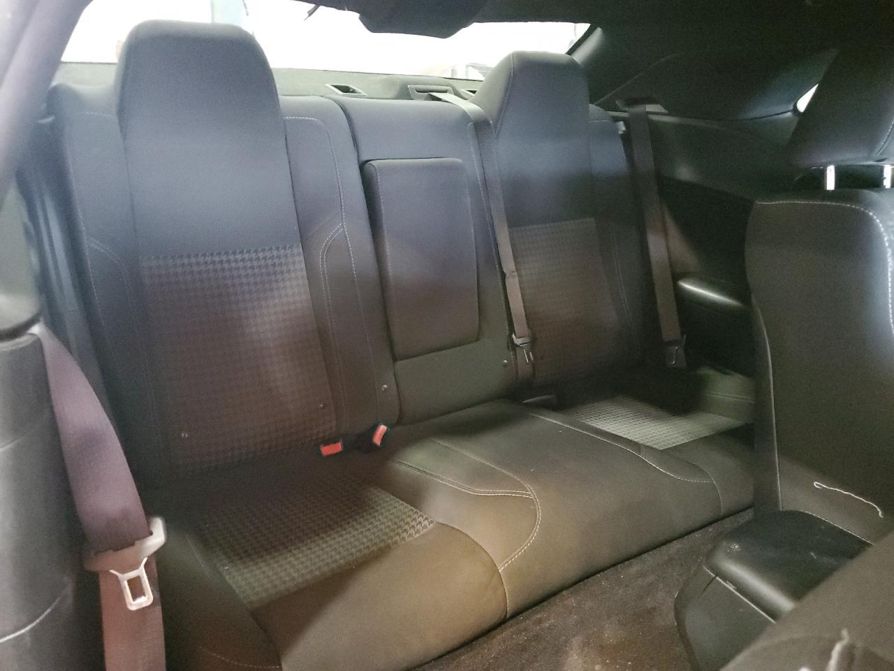 2016 Dodge Challenger R/T Scat Pack - zdjęcie 10