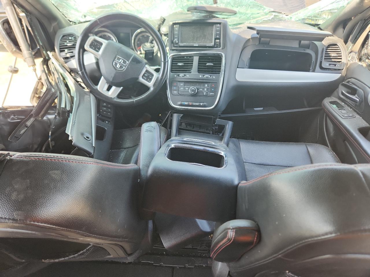 2016 Dodge Caravan - zdjęcie 8