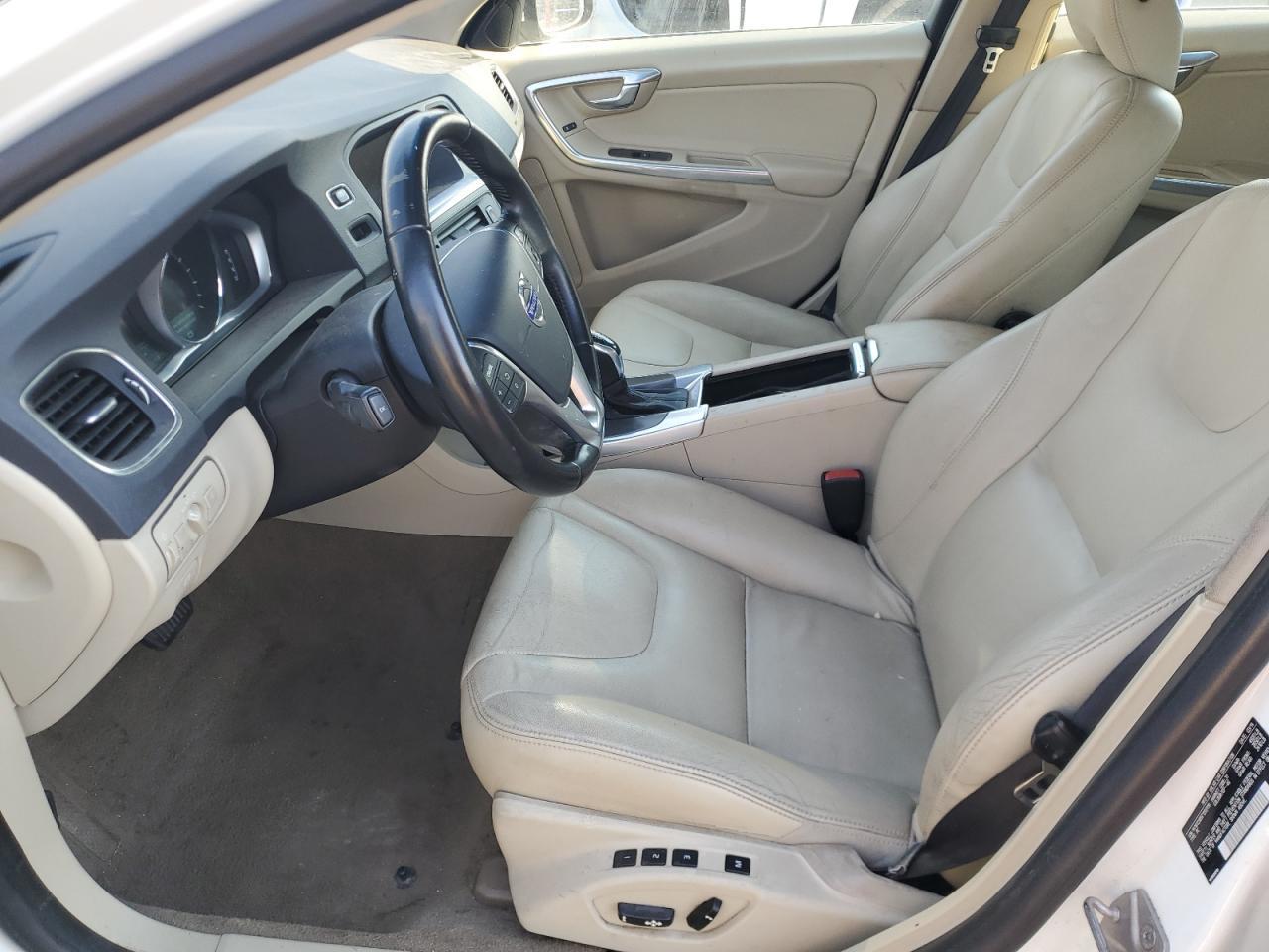 2015 Volvo V60 Premier - zdjęcie 7